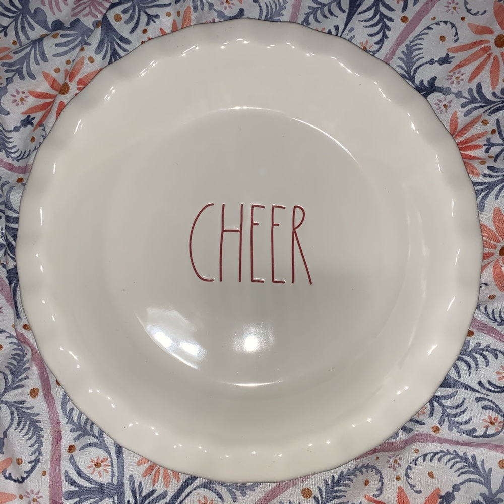 Rae Dunn Pie Plate